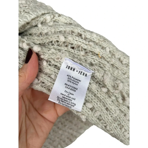 John + Jenn Anthropologie Women's Light Gray Popcorn Knit Sweater Size Medium - Picture 3 of 6